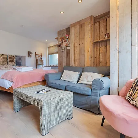 Apartment Beachstudio *